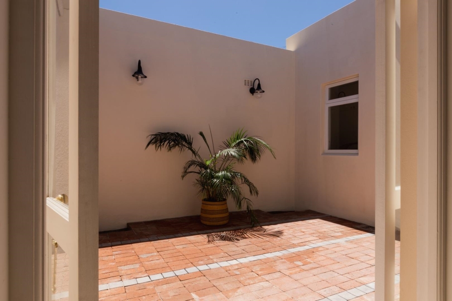 To Let 3 Bedroom Property for Rent in Fresnaye Western Cape